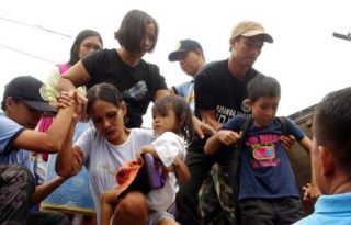 Így tudsz segíteni a Fülöp-szigeteki tájfun áldozatain