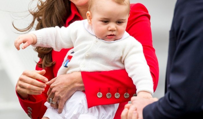Boldog születésnapot: 1 éves György herceg