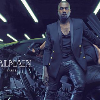Kim Kardashian és Kanye West a Balmain arcai