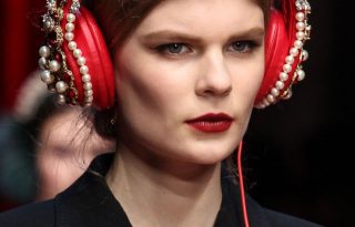 Már árulják a Dolce&Gabbana exkluzív fülhallgatóit