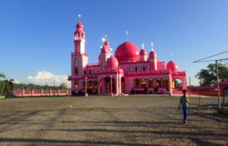 Pink mecset épült a Fülöp-szigeteken