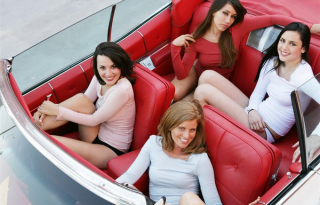A nőket állítja a középpontba a Mercedes-Benz új programjában