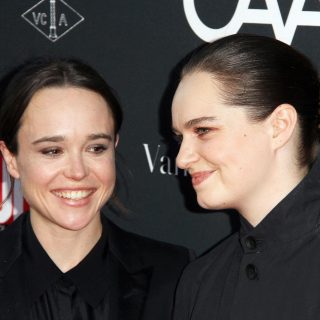Ellen Page elvette barátnőjét