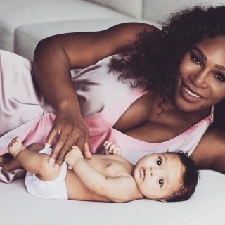 Tündéri Serena Williams a kislányával