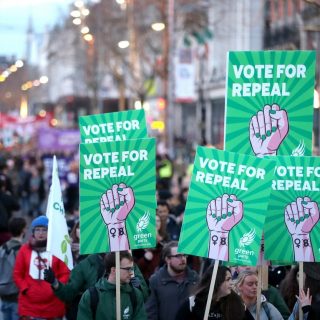 Egy lépéssel közelebb, hogy legális legyen az abortusz Írországban