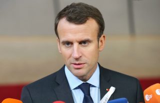 Helyszíni bírsággal büntetnék a zaklatókat Franciaországban