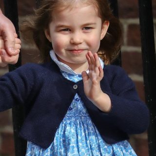 Charlotte hercegnő nem a protokoll miatt visel mindig cuki kisruhákat