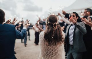 Átlagosan milliókat költenek a magyar párok esküvőjükre
