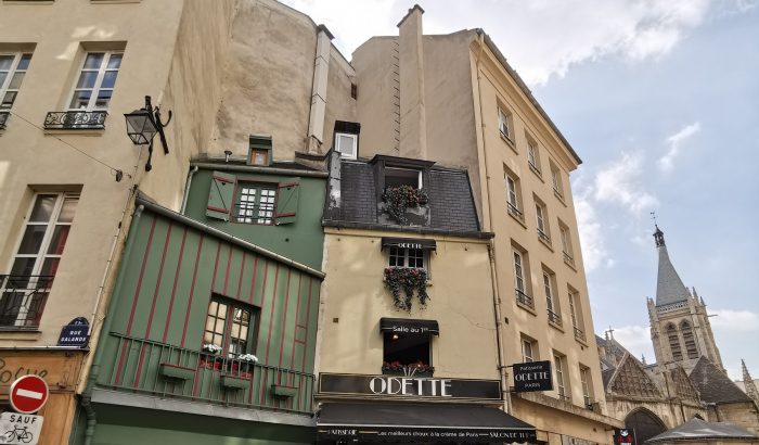 Párizs Instagram-gyanús helyszínei egy csúcsmobillal