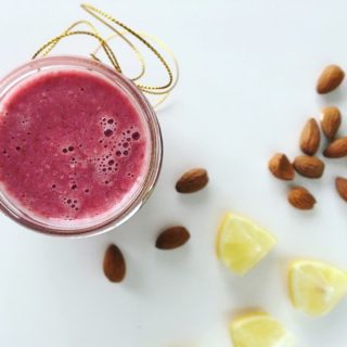 Jöhet egy pink C-vitamin bomba smoothie?