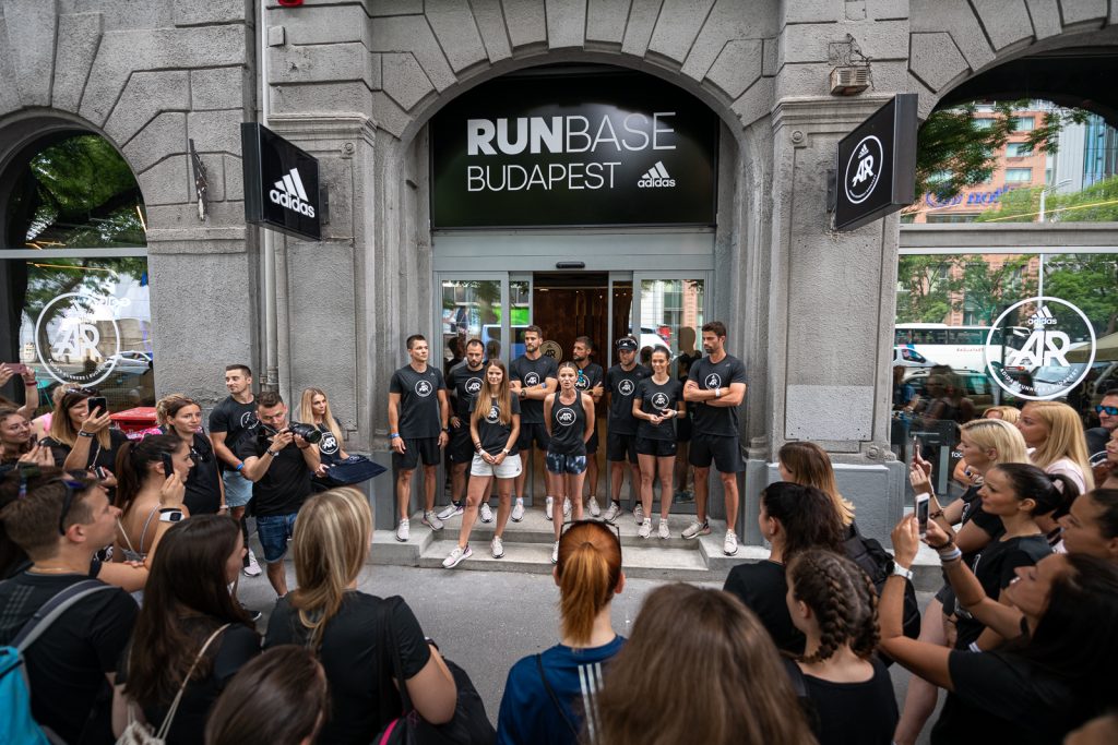 Megnyitotta kapuit a budapesti adidas RUNBASE | Marie Claire