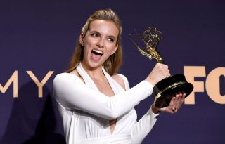 Jodie Comer nem hívta meg szüleit az Emmy-gálára