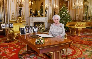 Mi is megsüthetjük a királynő kedvenc karácsonyi sütijét