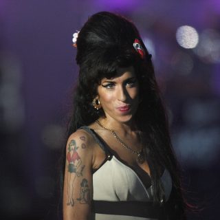 Amy Winehouse stíluskiállítás nyílik a Grammy Múzeumban