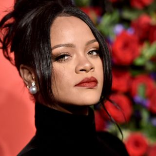 Nagyon dögös Rihanna Valentin-napi kollekciója