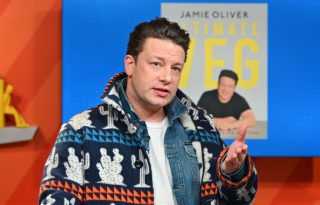 Jamie Oliver új főzőműsora a kamra tartalmára épít