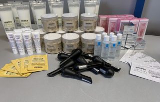 25 000 L’Oréal szépségápolási terméket kapnak az ápolók