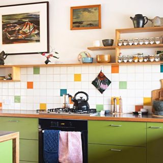 Kiegészítők, bútorok, lámpák: mi kell a retró konyhához?