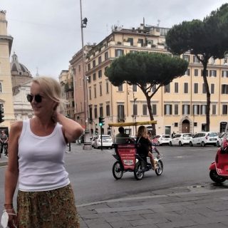 Pánczél Andrea: Rómában az ölelés a legjobb