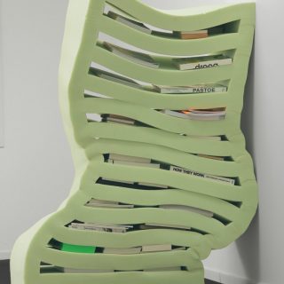 Organikusan változó habszivacs bútorok egy holland dizájnertől