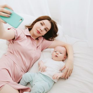 Anyák az interneten: kinek kell megfelelnem?