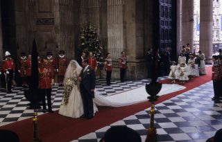 Diana menyasszonyi ruhája történelmet írt