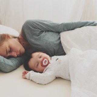 Az anyák álmai megváltoznak a szülés után