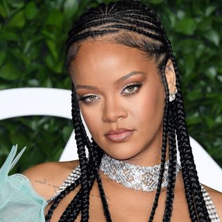 Rihanna apja meghatódva beszélt az énekesnő terhességéről
