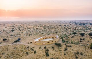 Szokatlan iskola épült az indiai sivatag közepén