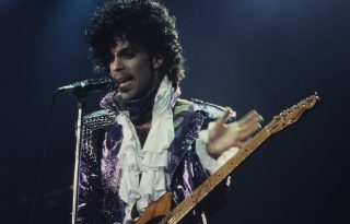 Különleges sminkkollekcióval emlékeznek Prince-re