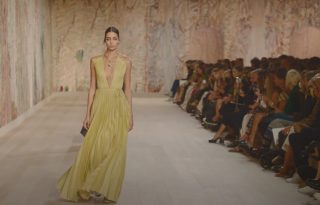 Nézd meg a Dior haute couture divatbemutatóját videón!