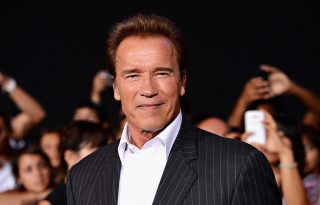 A 75 éves Arnold Schwarzenegger megmutatta 30 évvel fiatalabb barátnőjét