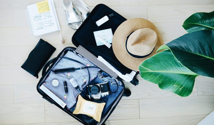 Így spórolj helyet a nyaralós bőröndben!