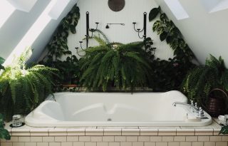 Útmutató teljeskörű fürdőszoba-felújításhoz