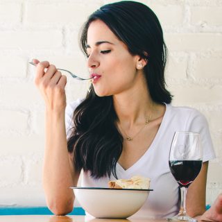 8 étel, amit a nőknek minden héten kellene enni