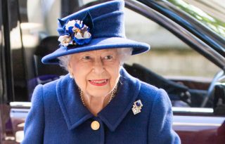 Itt a legfrissebb hír a koronavírusos Erzsébet királynő állapotáról