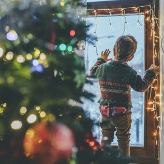 5 karácsonyi dekortipp ablakdíszítéshez