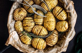5 melengető krumpliétel a januári szürkeség ellen