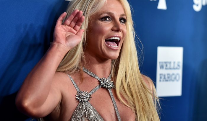Valami nagyon nincs rendben Britney Spearsszel: újabb meztelen fotókat posztolt