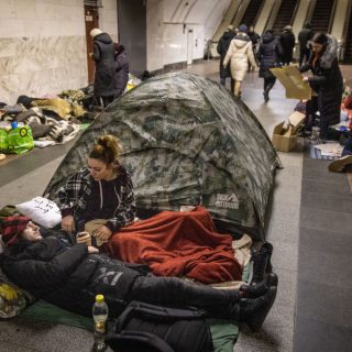 „Az életem visszavonhatatlanul kettészakadt egy azelőttre és egy azutánra” – az ukrán Marie Claire főszerkesztője üzen