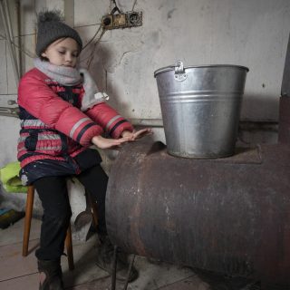 Az ukrajnai gyermekek helyzete percről percre veszélyesebb és kiszámíthatatlanabb