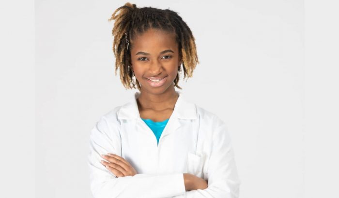 13 éves lány lett minden idők legfiatalabb fekete orvostanhallgatója