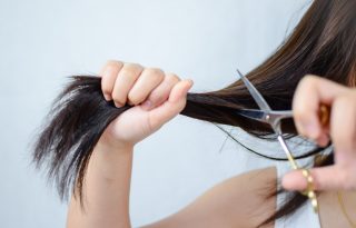 Így spórolj a fodrászon: igazítsd és vágd a hajad otthon!