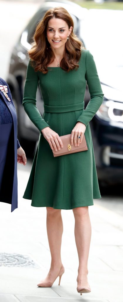 Katalin hercegné zöld kabátban