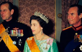 Kiderült, ki fogja megörökölni II. Erzsébet káprázatos ékszereit