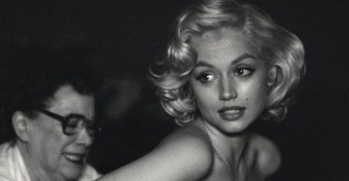 Apró bikiniben az új Monroe-film sztárja, Ana de Armas