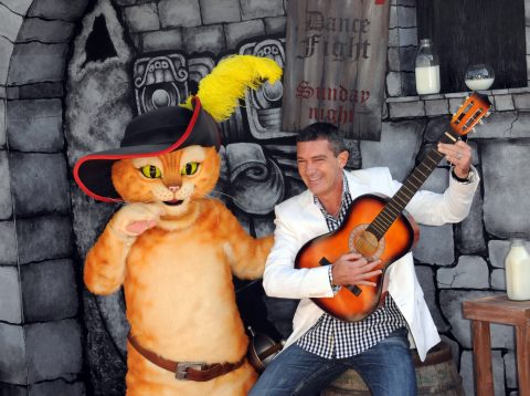 antonio-banderas-kivansag-karacsony