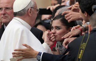 Ferenc pápa: „A nők jobb vezetők, mint a férfiak”