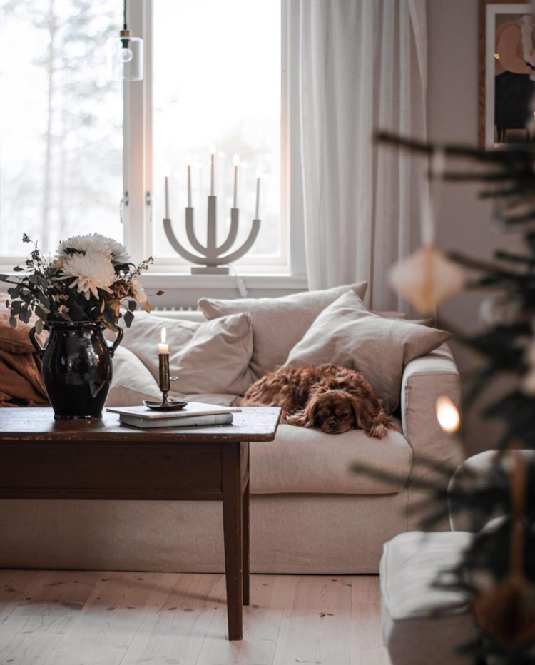 A gyertya elengedhetetlen eleme a skandináv karácsonyi dekorációnak