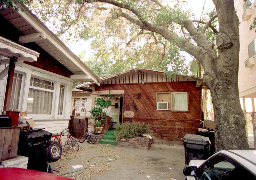Leonardo DiCaprio gyerekkori otthona Los Angeles egyik legszegényebb részén volt